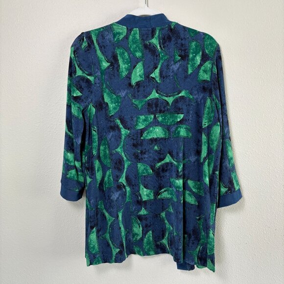 Chicos Cardigan Size 1 US M Green Blue Geometric Open Front Slinky 3/4 Sleeve - Picture 3 of 10